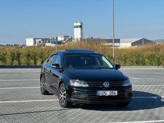 Volkswagen Jetta foto 8