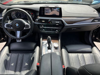BMW 5 Series foto 11