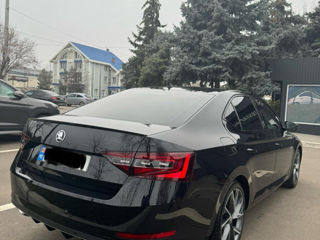 Skoda Superb foto 3