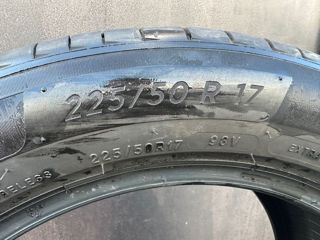 Michelin R17 225/50 98V foto 6