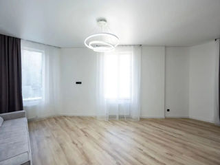 Apartament cu 2 camere, 87 m², Buiucani, Chișinău foto 10