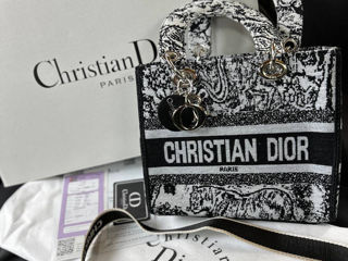 Geanta Christian Dior foto 1