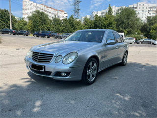 Mercedes E-Class foto 4