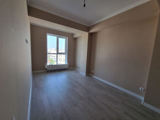 Apartament cu 2 camere, 70 m², Centru, Chișinău foto 2