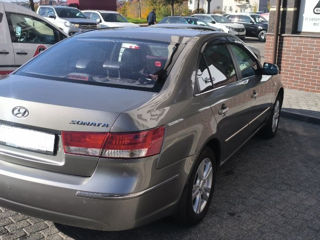 Hyundai Sonata foto 3