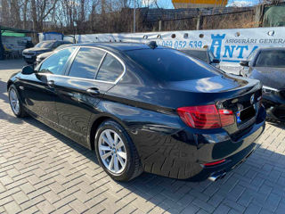 BMW 5 Series foto 3