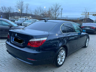 BMW 5 Series foto 4