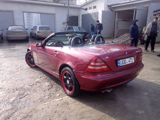 Mercedes SLK Class foto 1