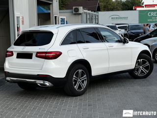 Mercedes GLC foto 5