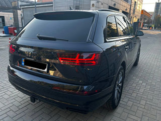 Audi Q7 foto 6