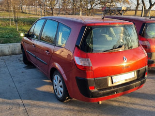 Renault Grand Scenic foto 3