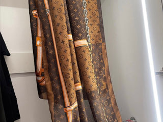 Шарф Louis Vuitton foto 1