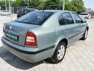 Skoda Octavia foto 4