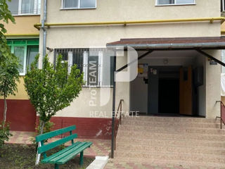 Apartament cu 2 camere, 56 m², Poșta Veche, Chișinău foto 8