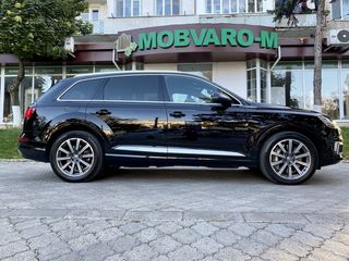 Audi Q7 e-tron foto 7