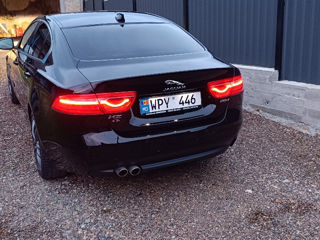 Jaguar XE foto 5