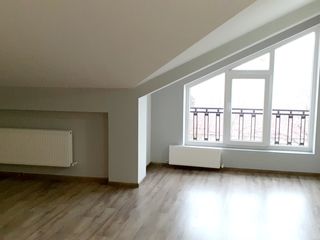 Apartament 96 m.p. euroreparație, parțial mobilat, tehnică. Ialoveni str.Al.cel Bun 58 000 euro foto 10