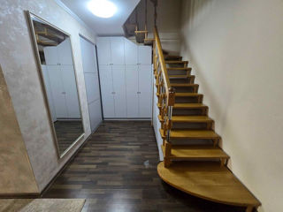 Apartament cu 2 camere, 80 m², Botanica, Chișinău foto 11