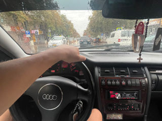 Audi A8 foto 6