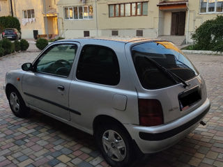 Nissan Micra foto 5