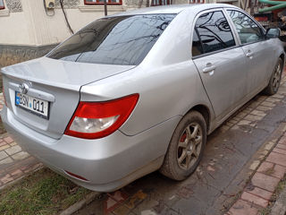 Byd F3 foto 3