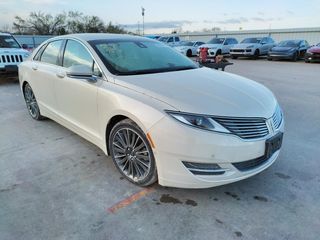 Lincoln MKZ foto 1