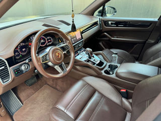 Porsche Cayenne foto 8