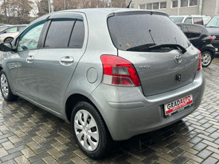 Toyota Yaris foto 5