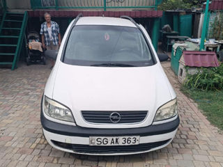 Opel Zafira foto 3