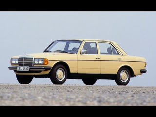 Лобовое на Mercedes w 123