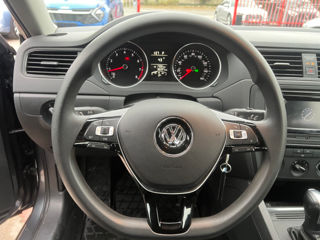 Volkswagen Jetta foto 12