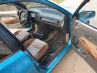 Mazda 121 foto 4