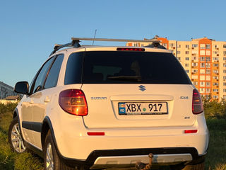 Suzuki SX4 foto 5