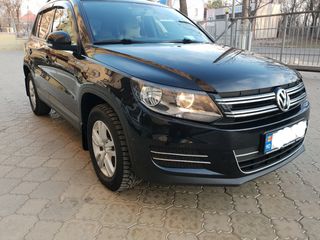 Volkswagen Tiguan foto 2