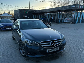 Mercedes E-Class foto 1