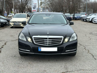 Mercedes E-Class foto 2