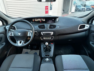 Renault Grand Scenic foto 15