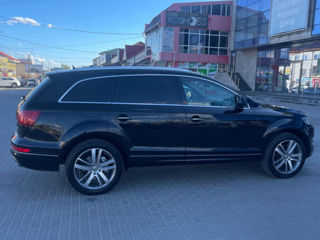 Audi Q7 foto 8