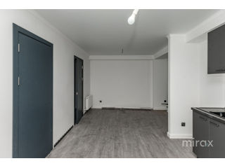 Apartament cu 2 camere, 65 m², Durlești, Chișinău foto 2