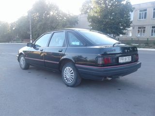 Ford Sierra foto 7