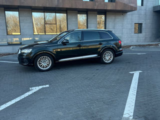 Audi Q7 foto 2