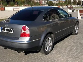 Volkswagen Passat foto 3