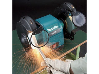 Polizor de banc Makita GB801-livrare-credit foto 2