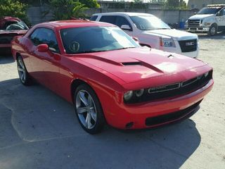 Dodge Challenger foto 1