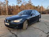 BMW 5 Series foto 1