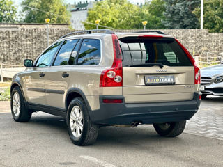 Volvo XC90 foto 4