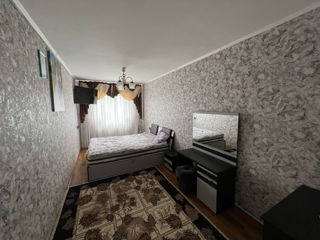 Apartament cu 3 camere, 62 m², Centru, Floreni, Anenii Noi