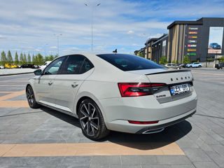 Skoda Superb foto 3