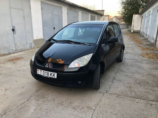 Mitsubishi Colt foto 5