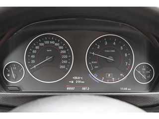 BMW 3 Series foto 9